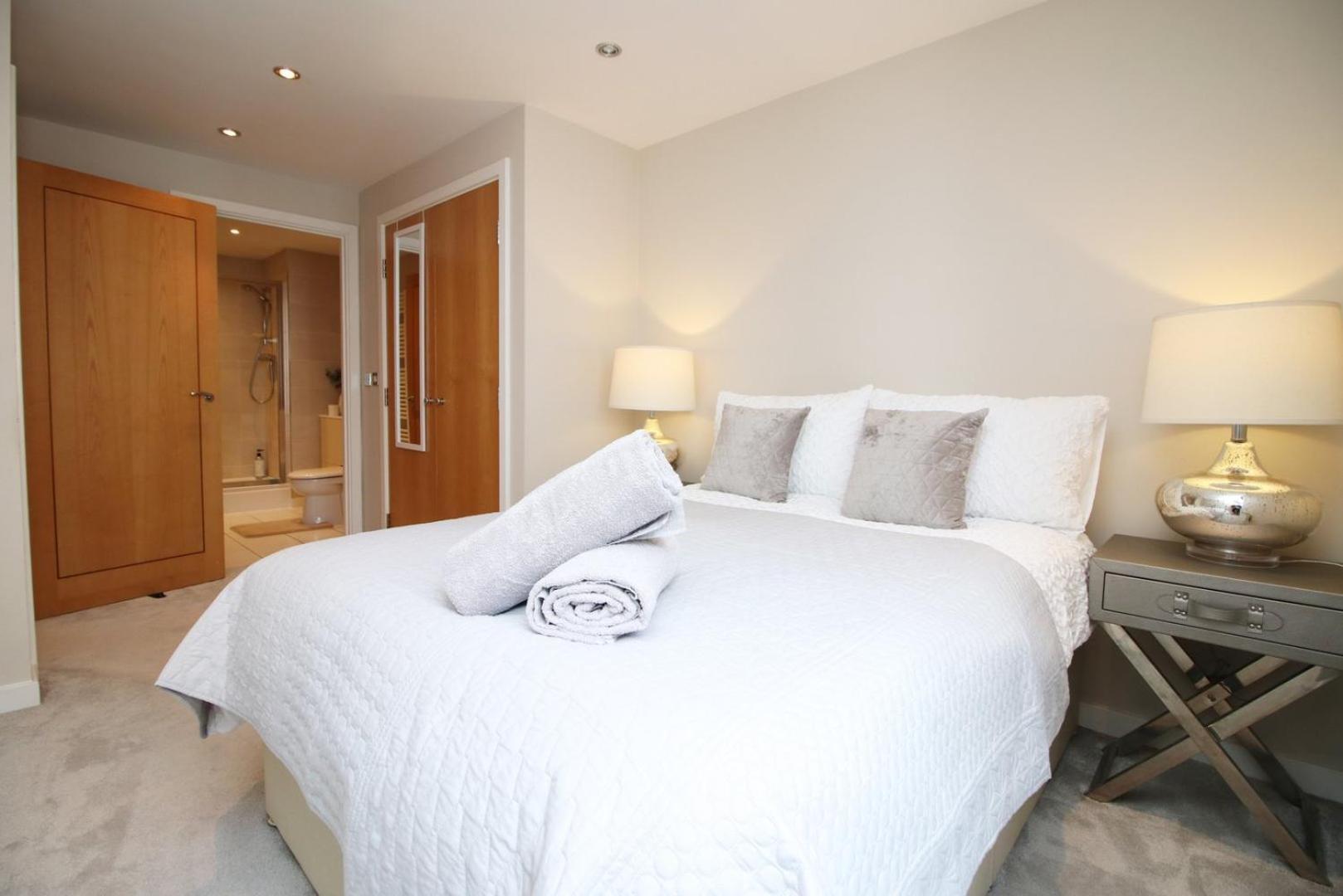 Apartamento Perfect Getaway In Cardiff Marina Exterior foto