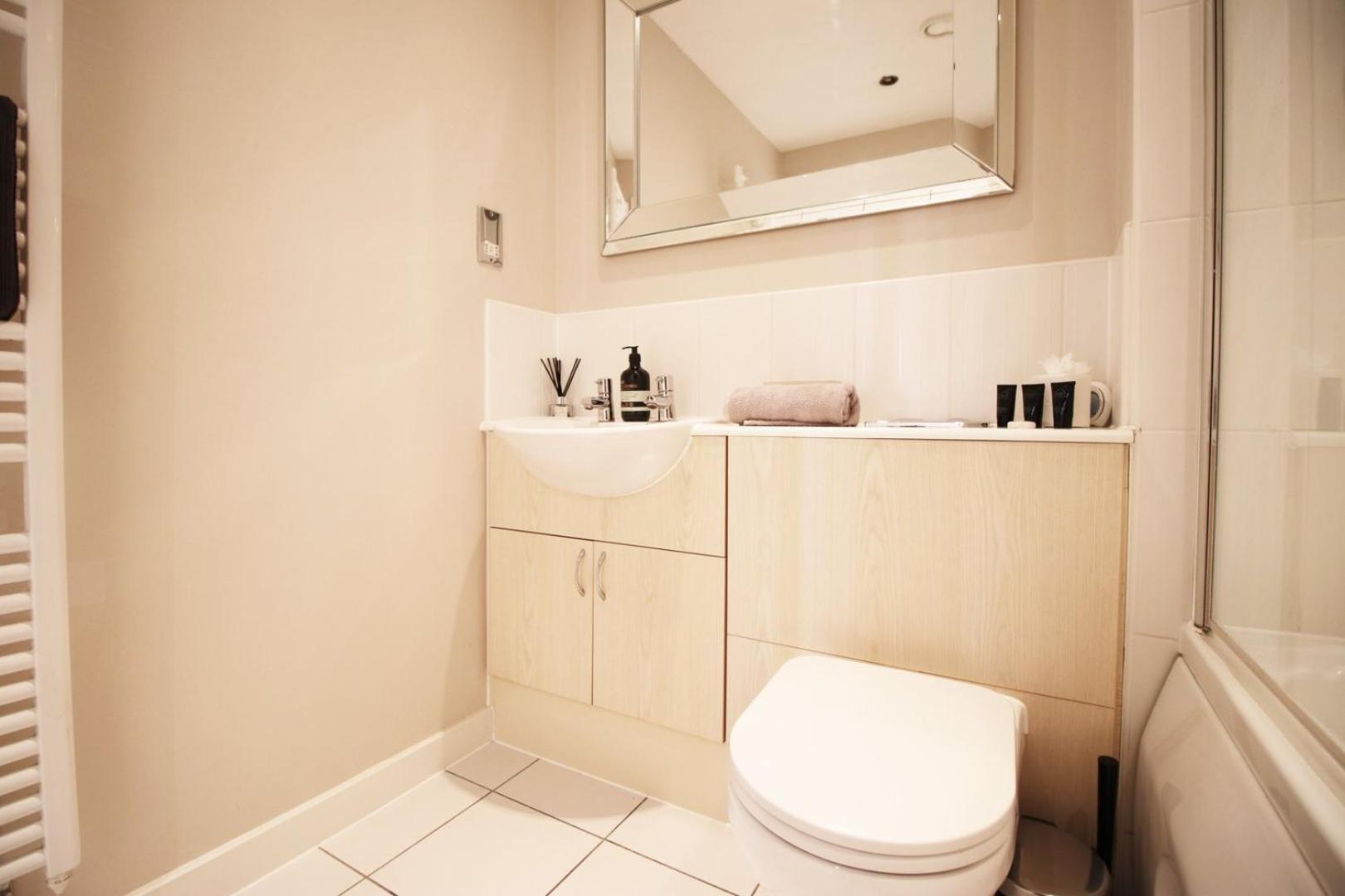 Apartamento Perfect Getaway In Cardiff Marina Exterior foto