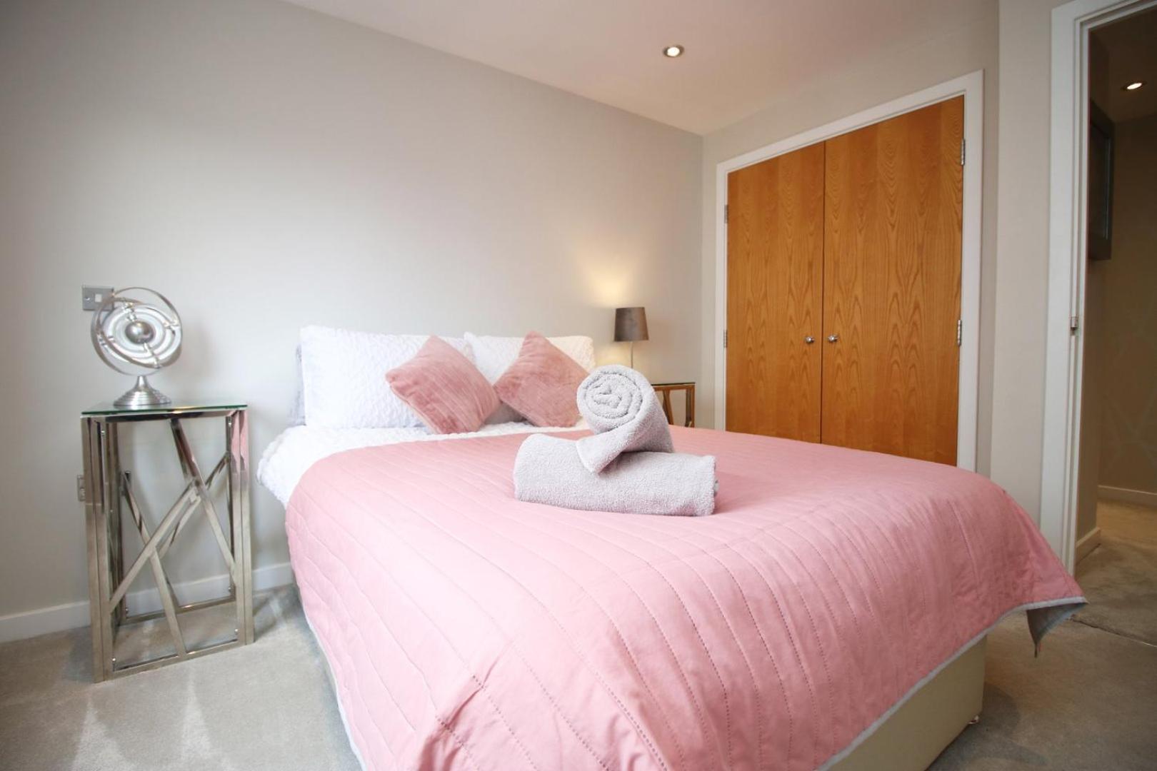 Apartamento Perfect Getaway In Cardiff Marina Exterior foto